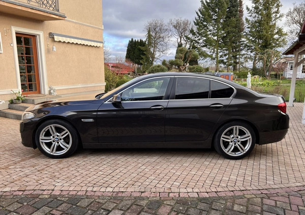 BMW Seria 5 cena 59999 przebieg: 225000, rok produkcji 2014 z Darłowo małe 631